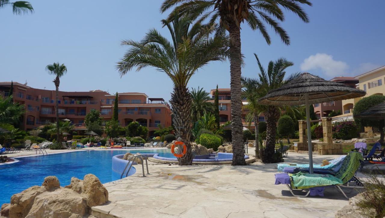 Limnaria Gardens Paphos, Near Beach מראה חיצוני תמונה