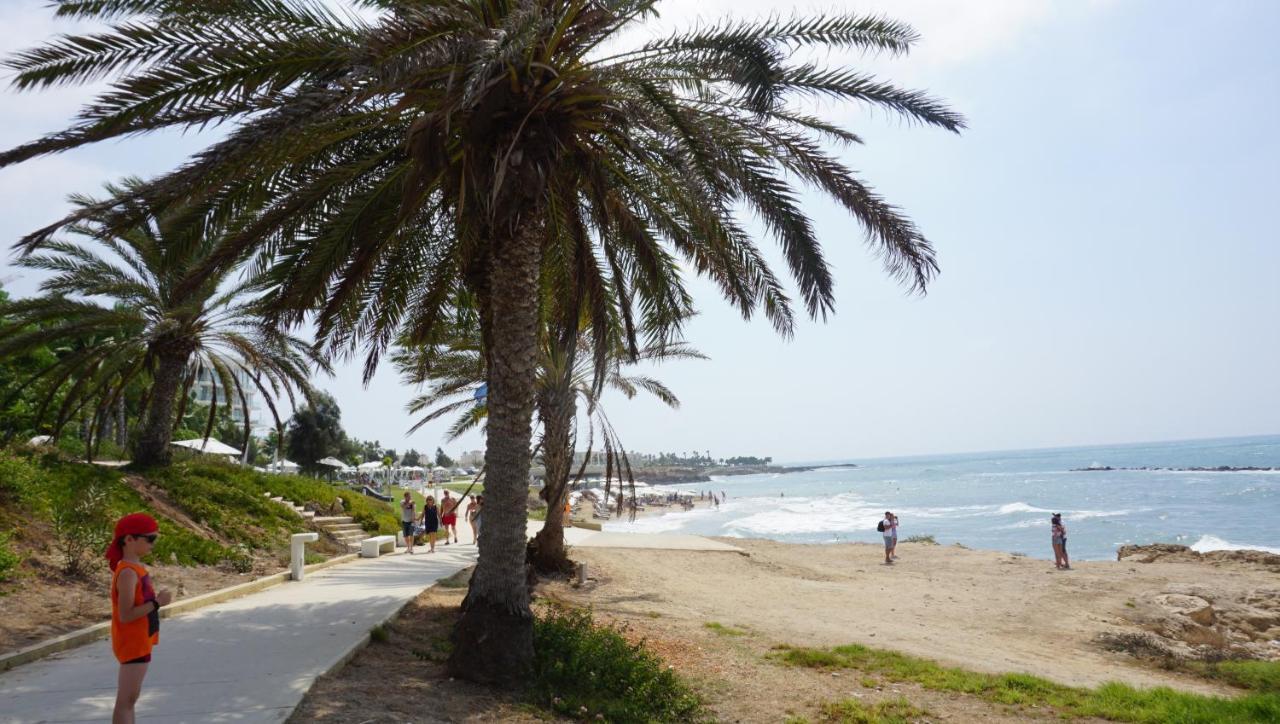 Limnaria Gardens Paphos, Near Beach מראה חיצוני תמונה