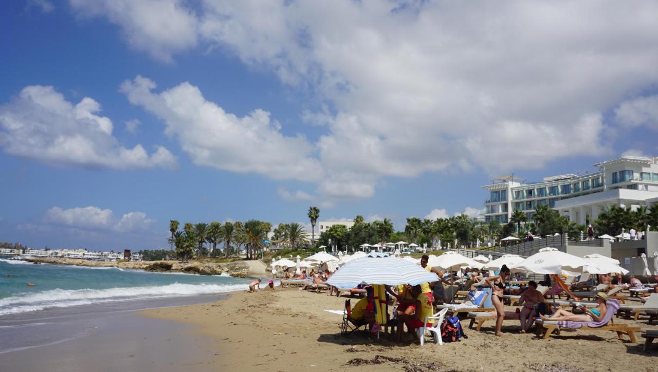 Limnaria Gardens Paphos, Near Beach מראה חיצוני תמונה