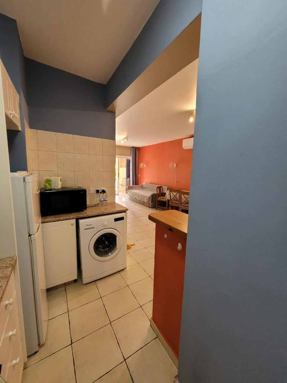 Limnaria Gardens Paphos, Near Beach מראה חיצוני תמונה